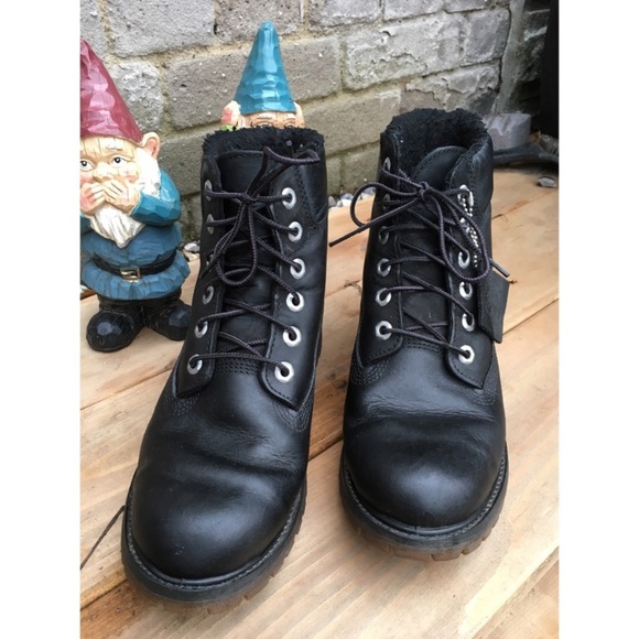 Timberland Black Leather Boots - Picture 2 of 6